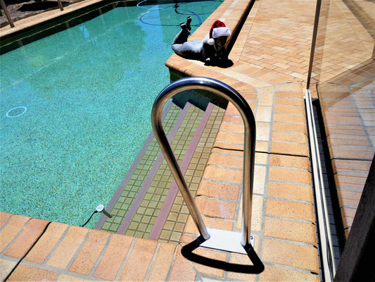 HRA08B Stainless Steel Stubbie Bolt Down Hand Rail