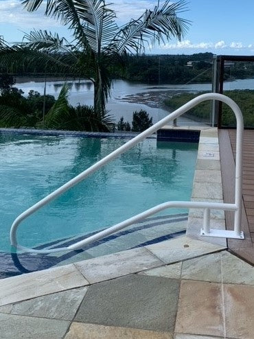 HRA05B Stainless Steel 1.6m Bull Nose Bolt Down Hand Rail